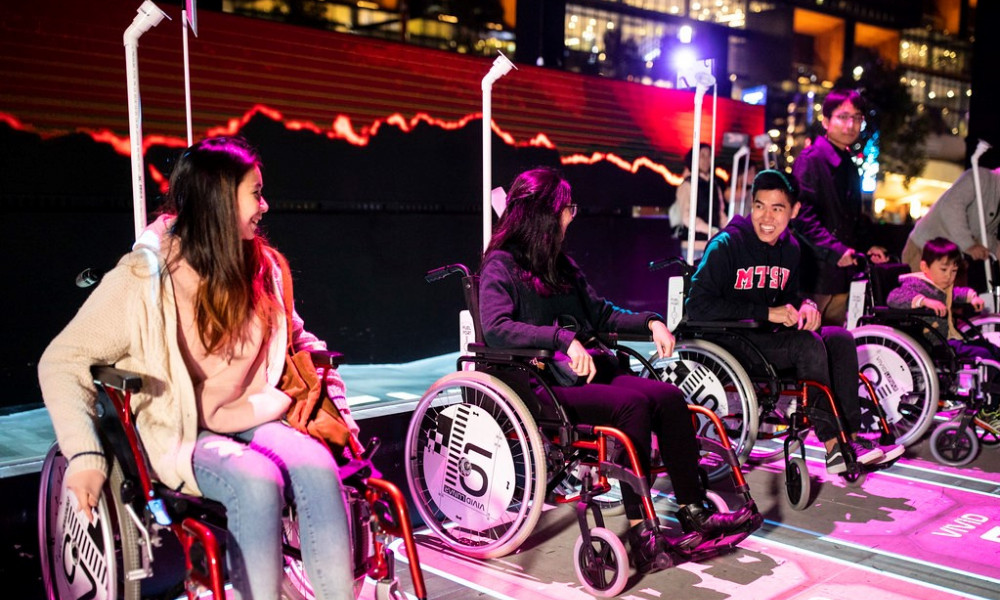 friends enjoying vivid sydney